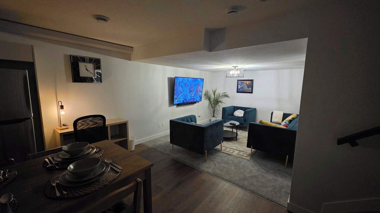 Photo of Livingroom in Southwest Edmonton