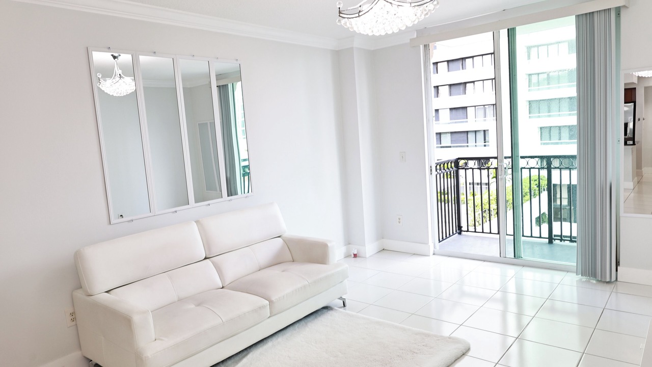 Photo of Livingroom in Downtown West Palm Beach