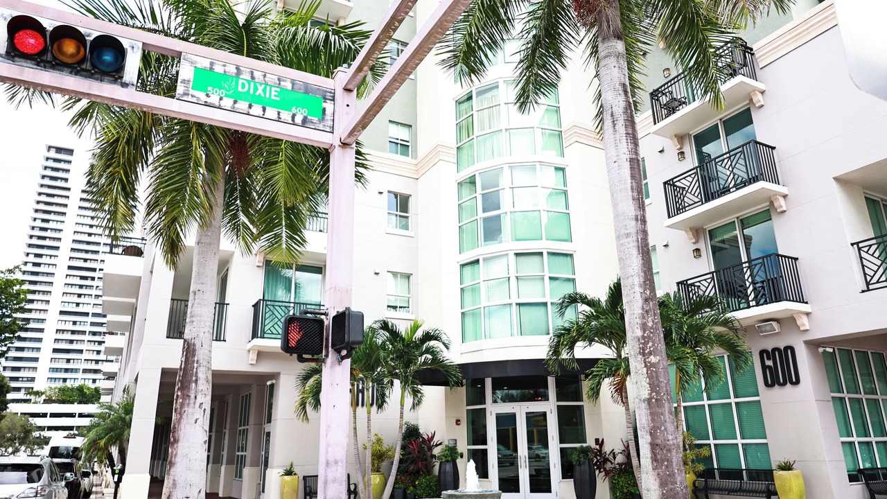 Photo of Outdoor in Downtown West Palm Beach
