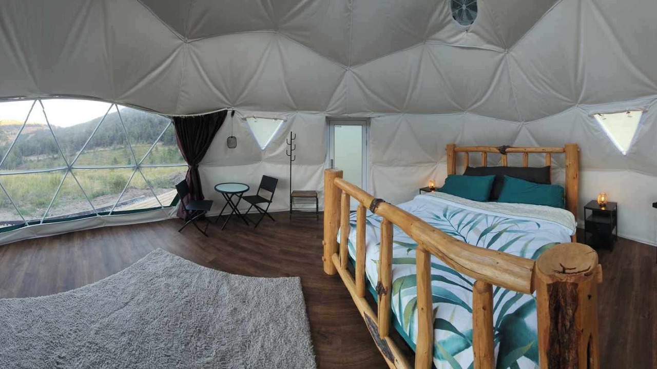 Photo of Bedroom in Okanagan-Similkameen