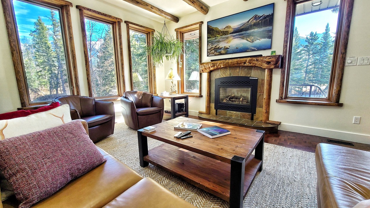 Photo of Livingroom in Canmore