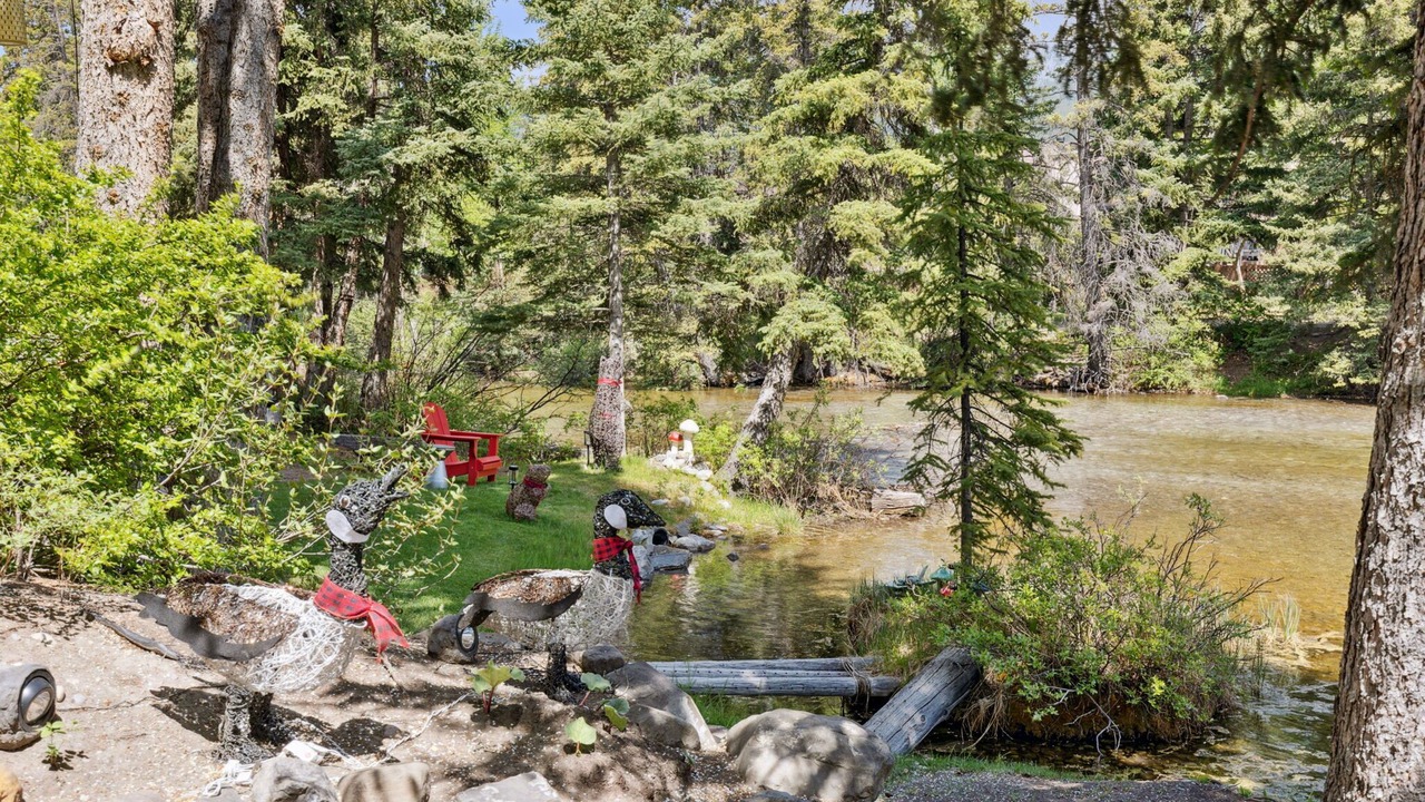 Photo of Others in Canmore