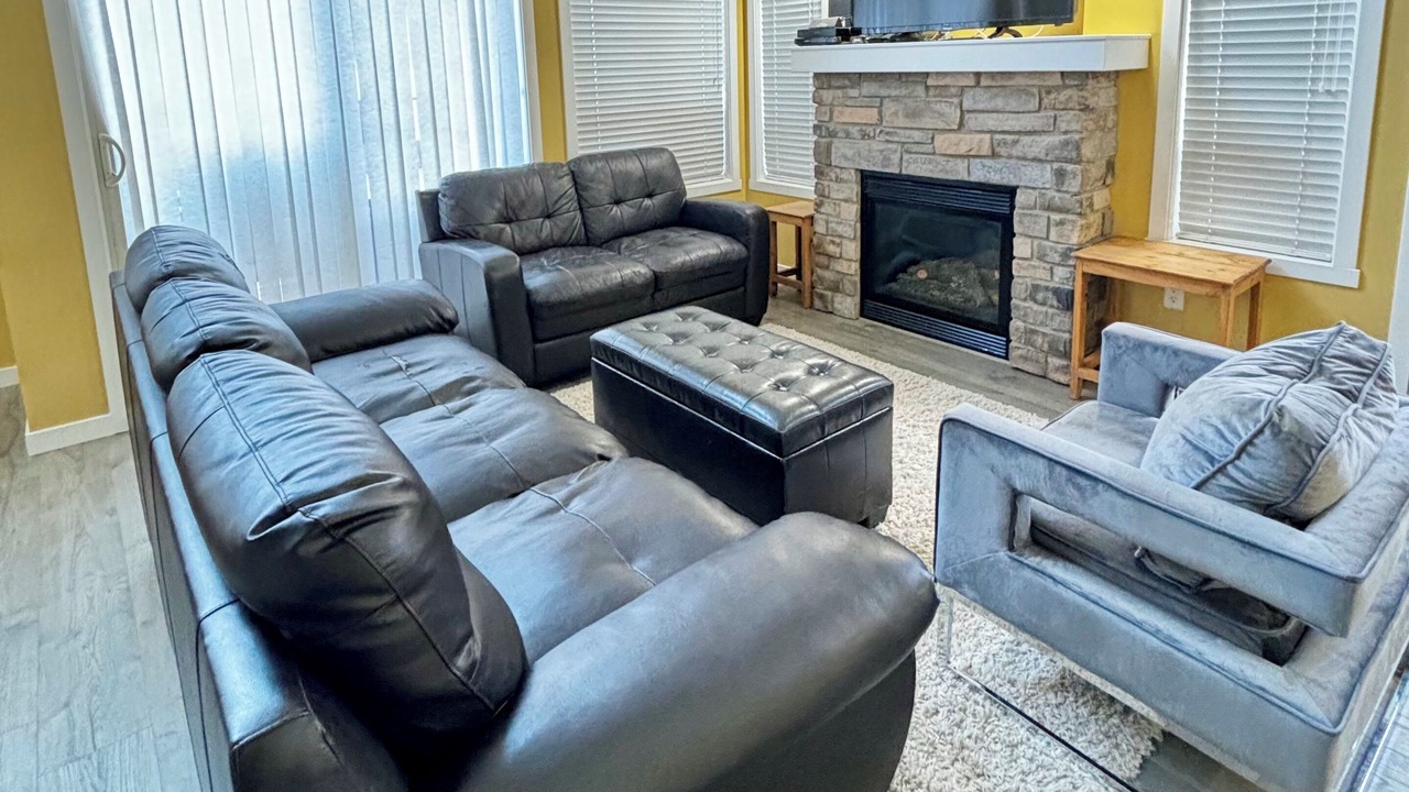 Photo of Livingroom in Central Okanagan