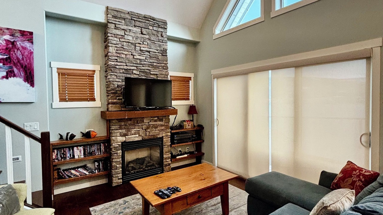 Photo of Livingroom in Central Okanagan