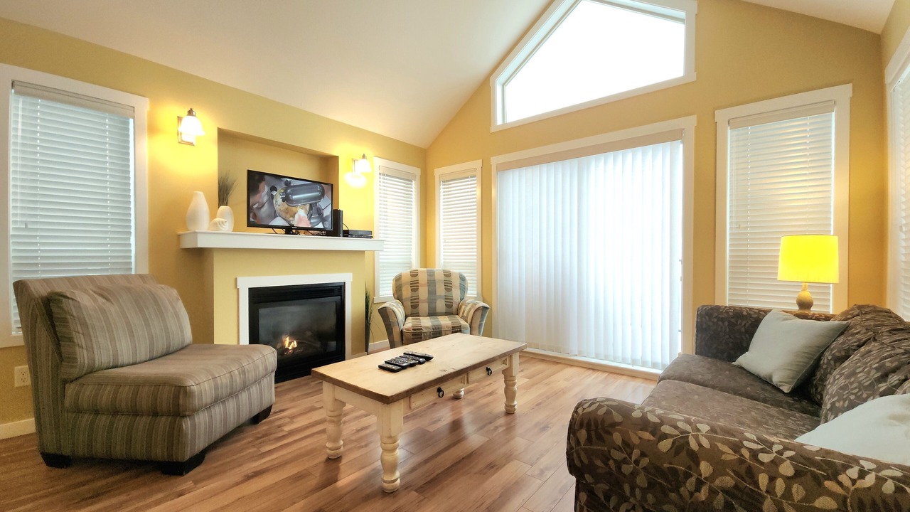 Photo of Livingroom in Central Okanagan
