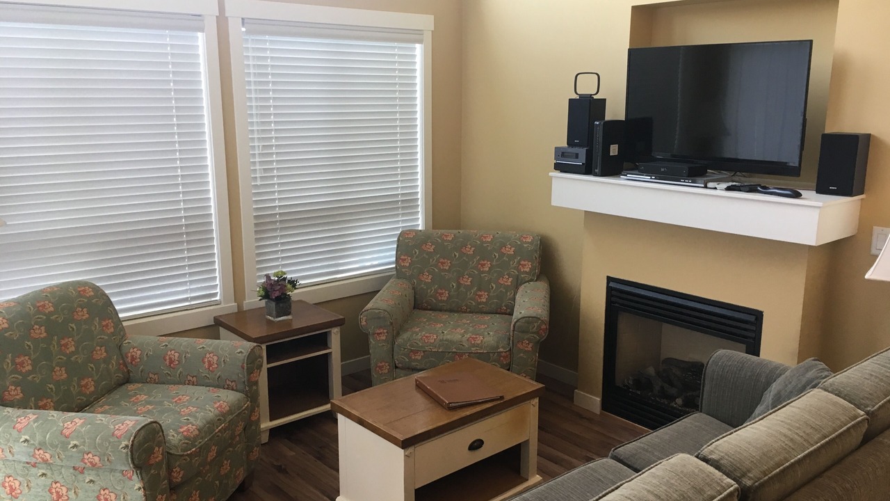 Photo of Livingroom in Central Okanagan