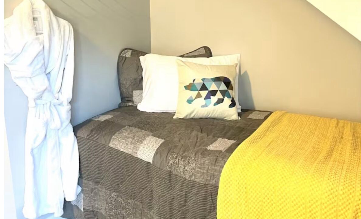 Photo of Bedroom in East Kootenay