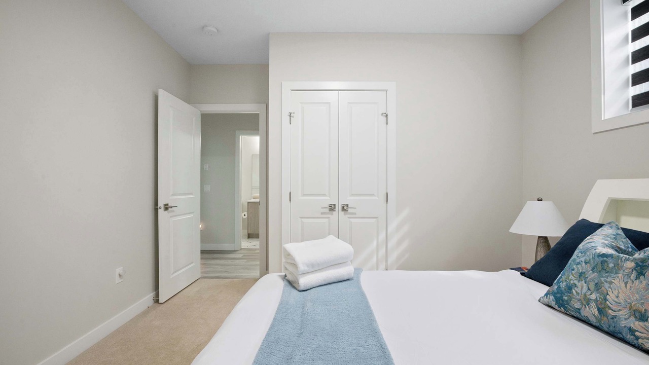 Photo of Bedroom in Evanston