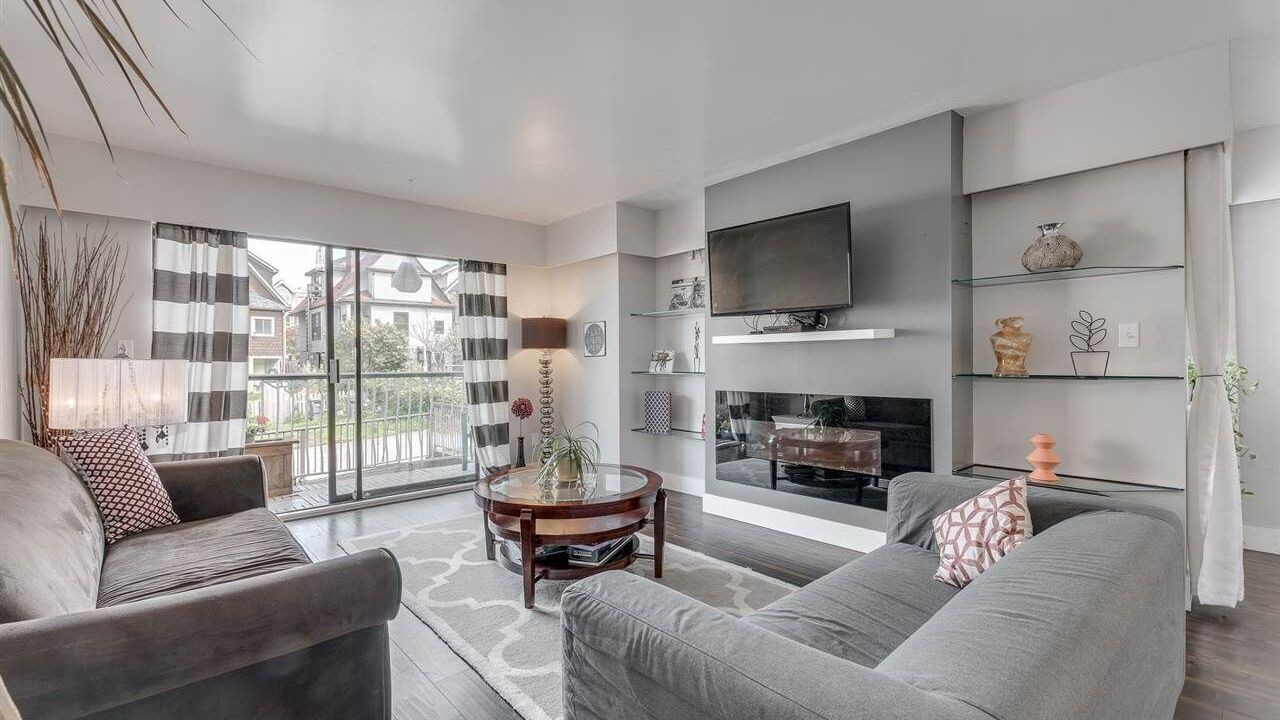 Photo of Livingroom in Grandview-Woodland