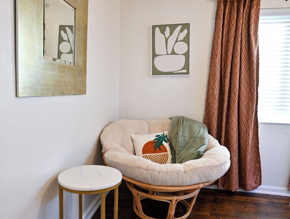 Photo of Livingroom in East Colfax