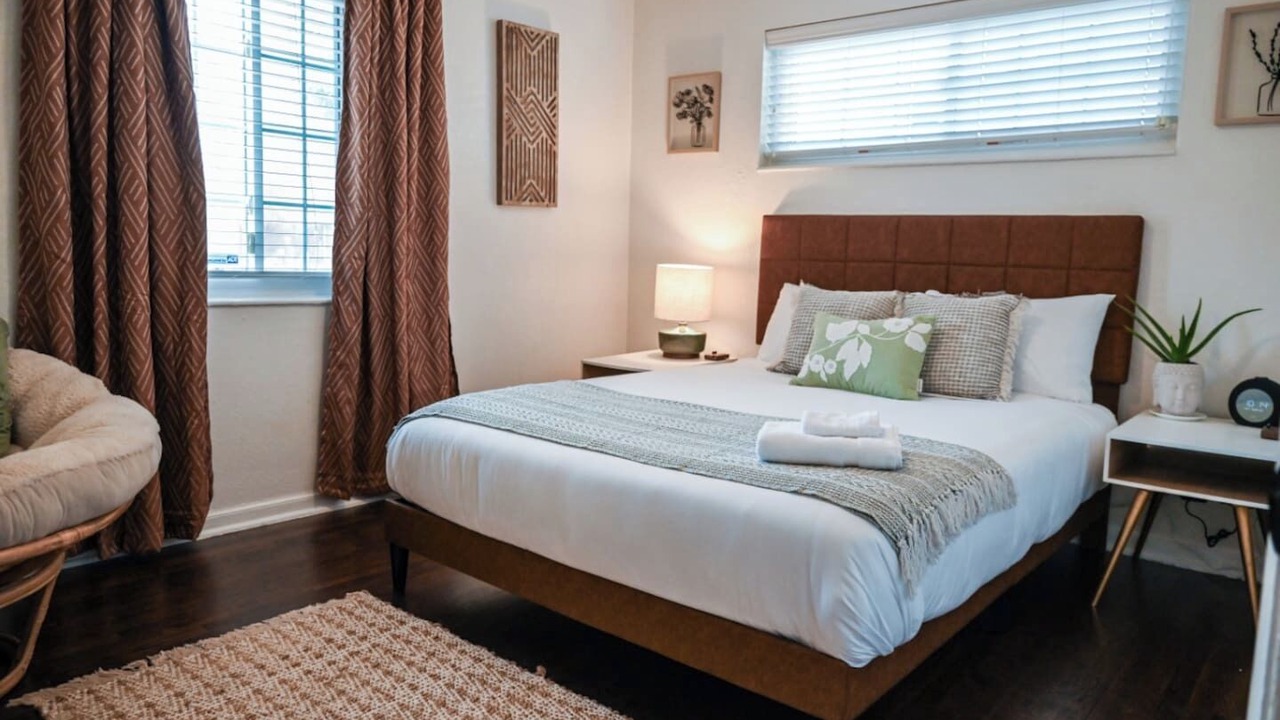 Photo of Bedroom in East Colfax