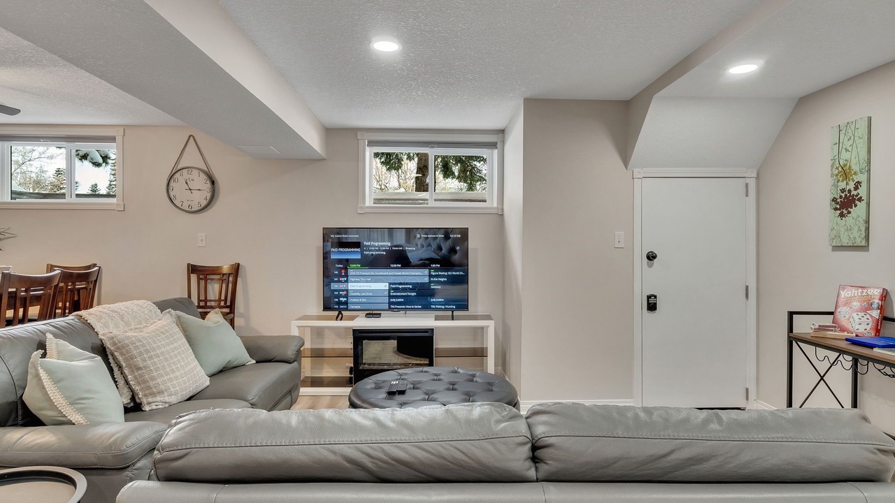 Photo of Livingroom in Sherwood Park