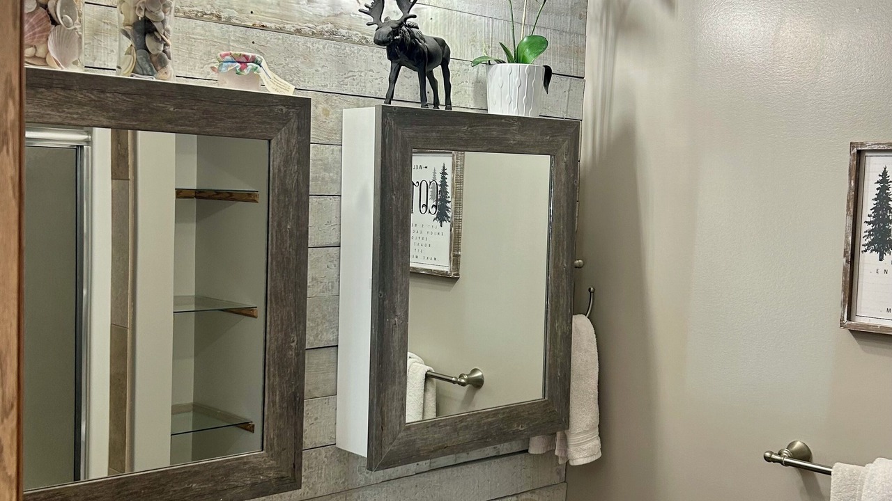 Photo of Bathroom in Nordegg