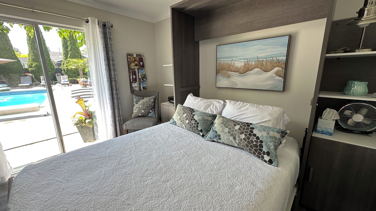 Photo of Bedroom in Okanagan-Similkameen