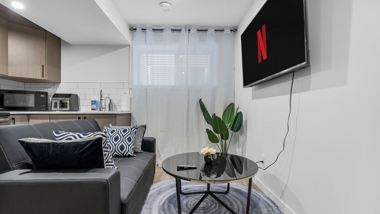 Photo of Livingroom in West Edmonton