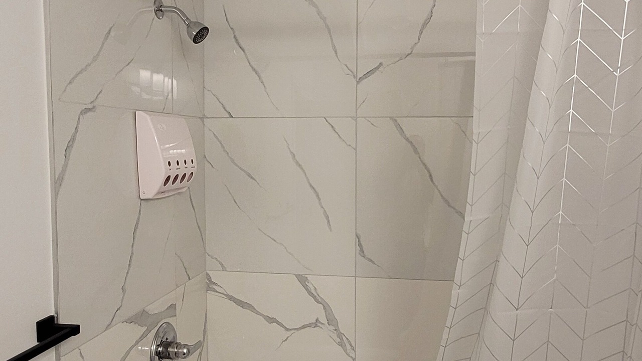Photo of Bathroom in Division No. 11