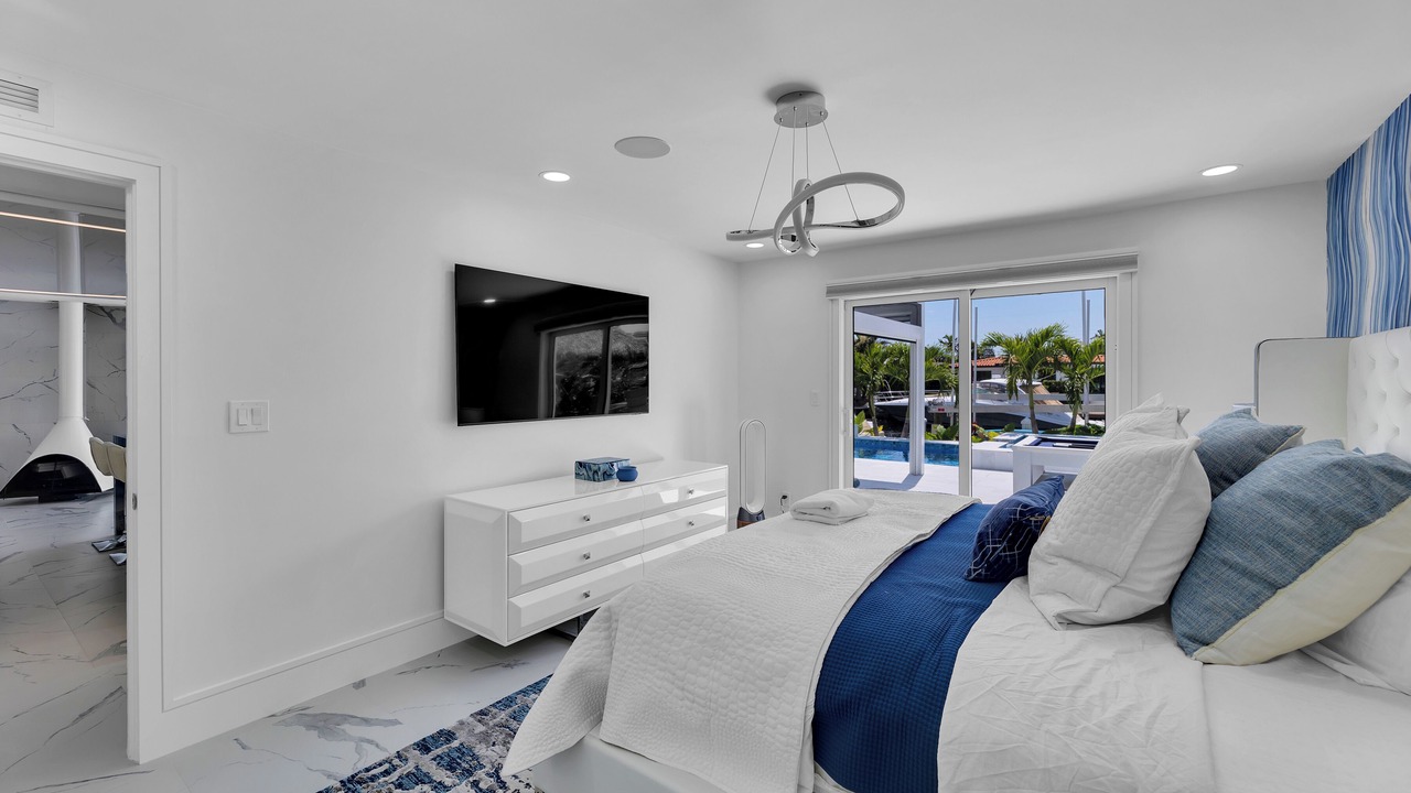 Photo of Bedroom in Harbor Village