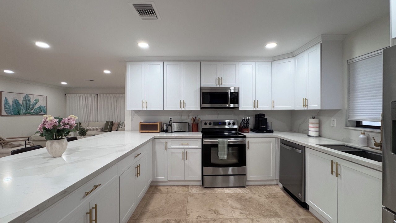 Photo of Kitchen in Oakland Park