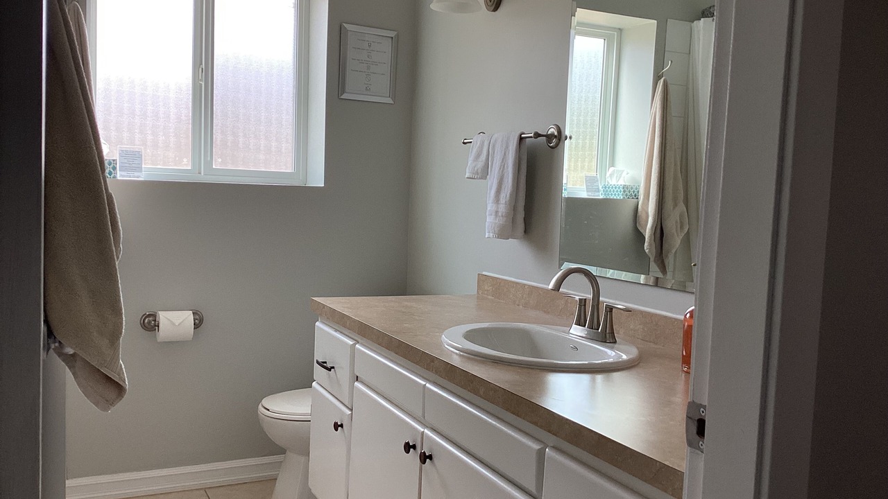 Photo of Bathroom in Okanagan-Similkameen