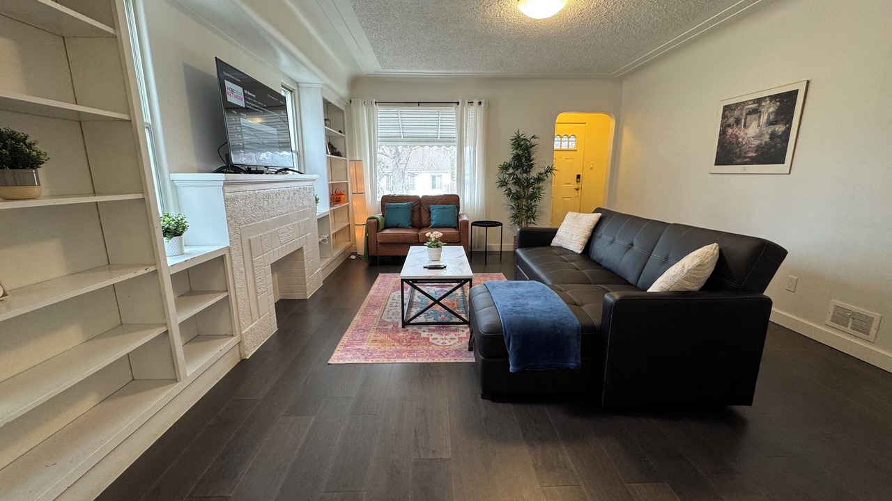 Photo of Livingroom in Southwest Edmonton