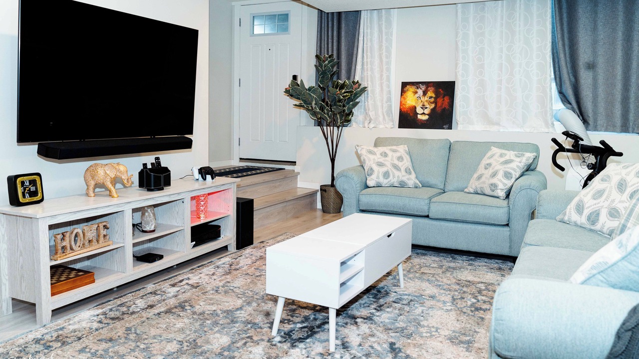 Photo of Livingroom in Cranston