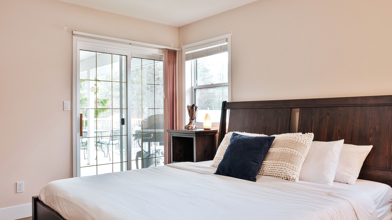 Photo of Bedroom in Christina Lake