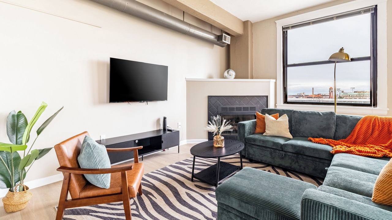Photo of Livingroom in Downtown Cleveland