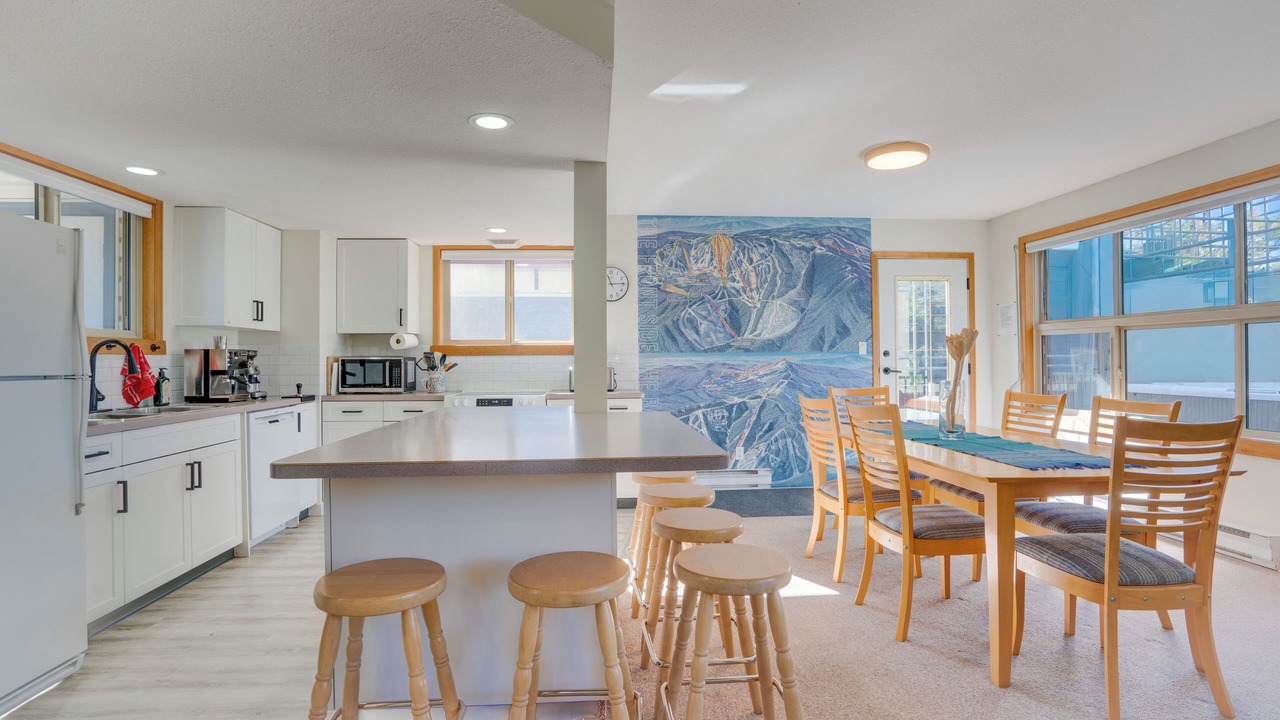 Photo of Kitchen in Silver Star Mountain