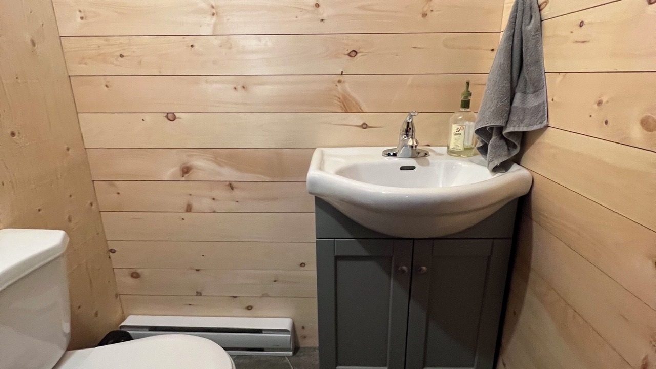 Photo of Bathroom in Jordan River