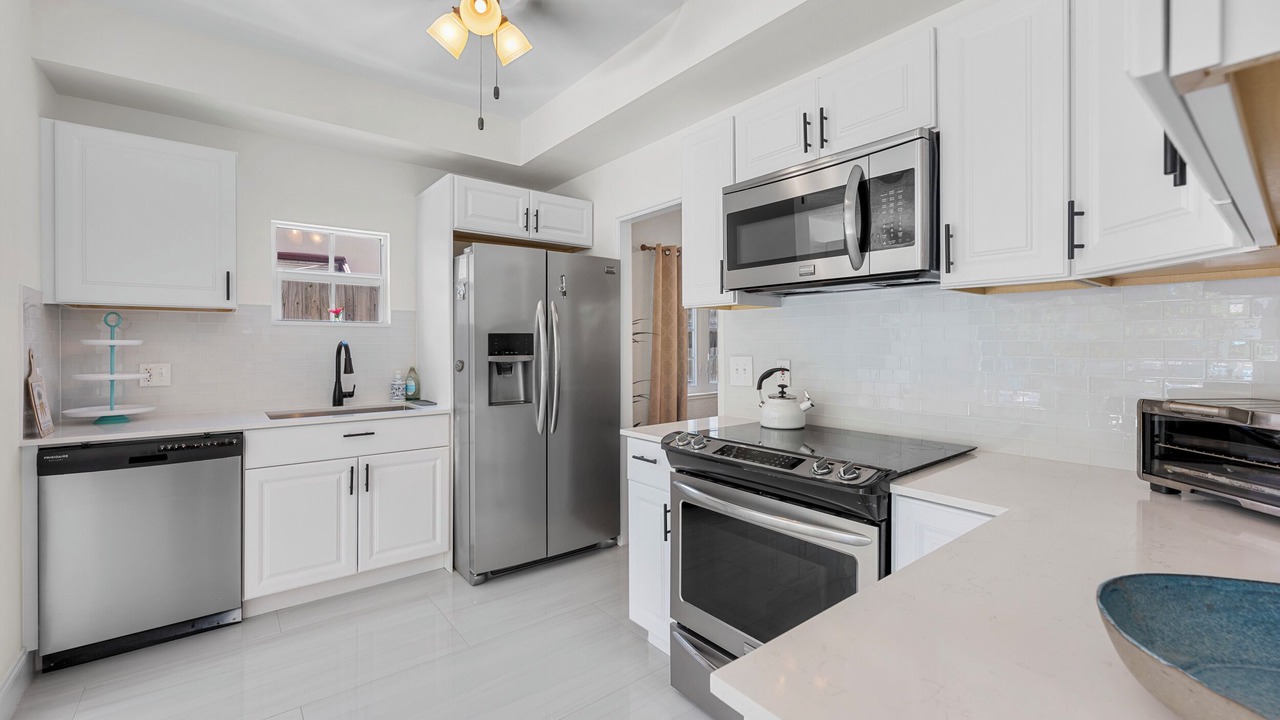 Photo of Kitchen in Old Northwood Historic District