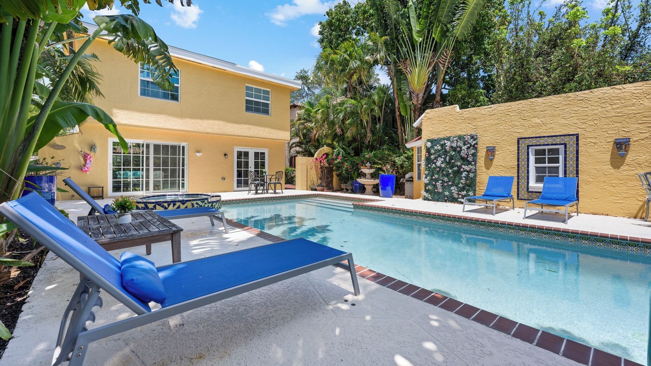 Photo of Outdoor in Old Northwood Historic District