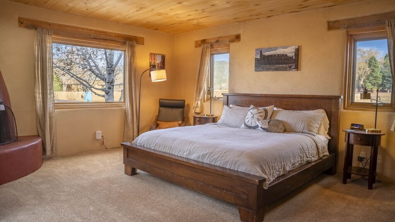 Photo of Bedroom in Taos