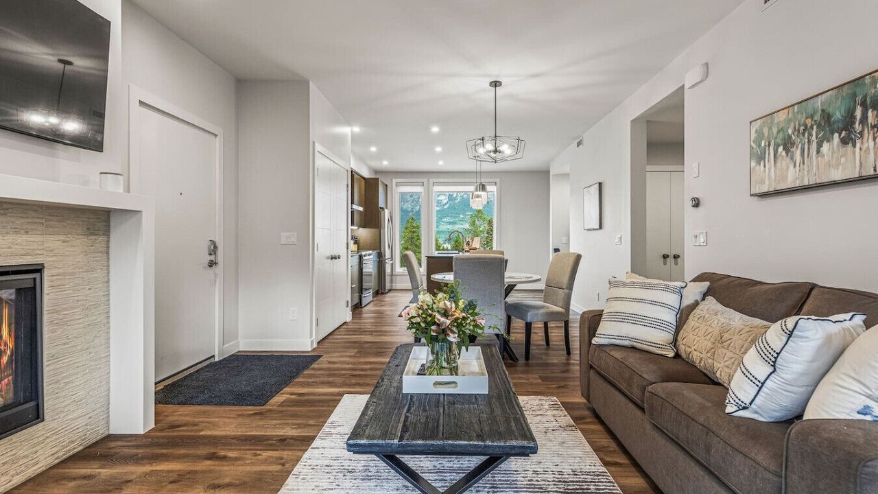 Photo of Livingroom in Three Sisters Mountain Village