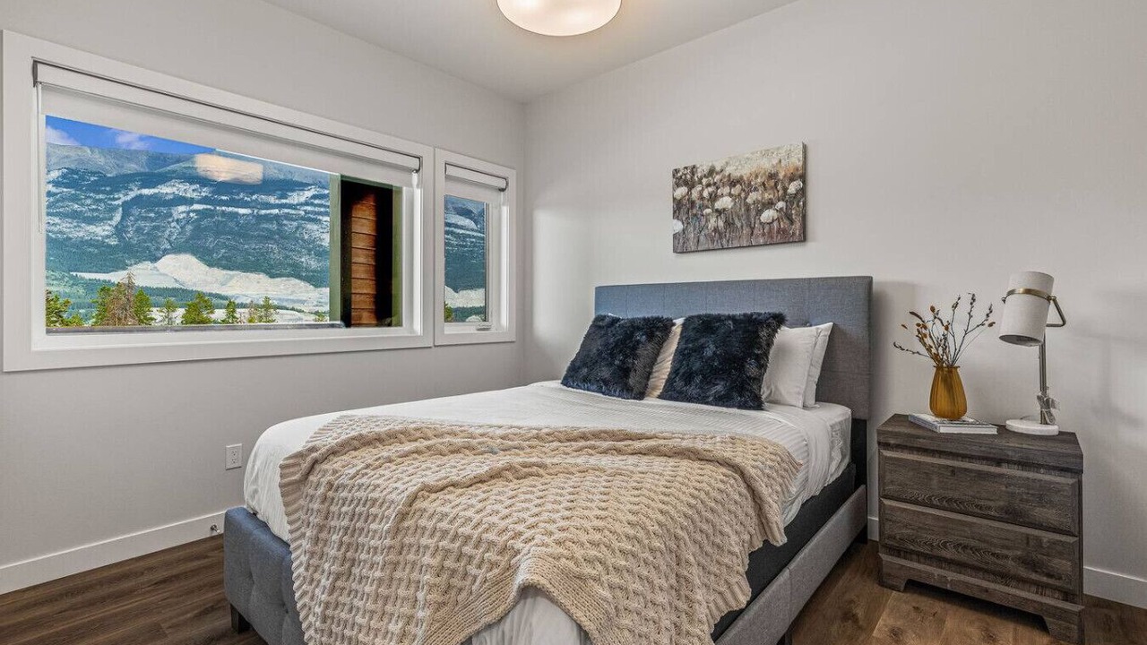 Photo of Bedroom in Three Sisters Mountain Village