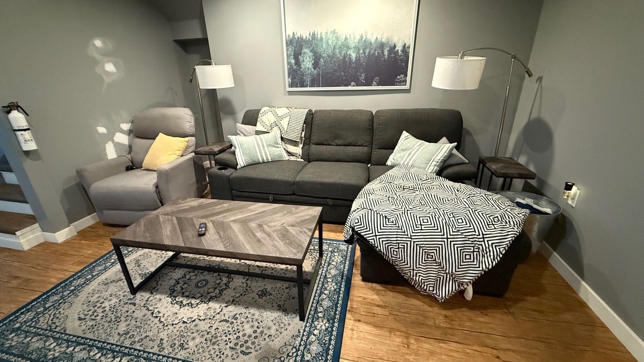 Photo of Livingroom in Valemount