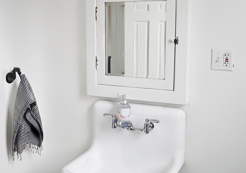 Photo of Bathroom in West Colfax