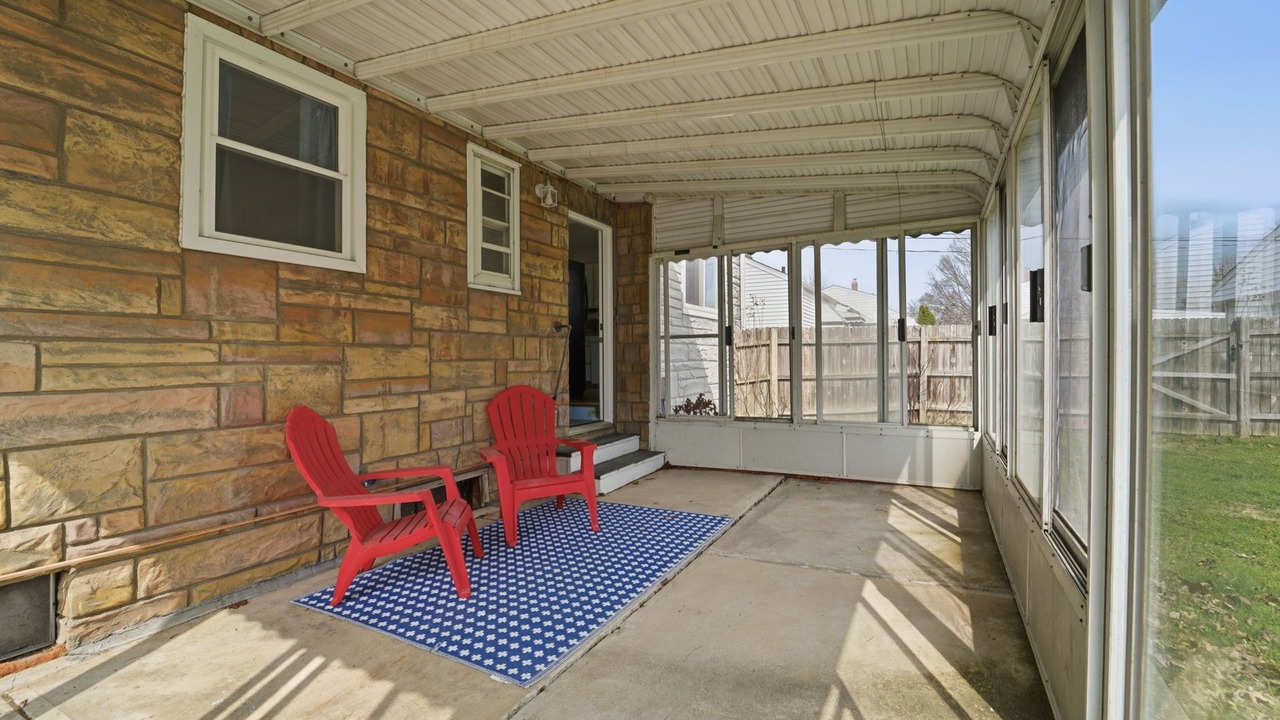 Photo of Patio Balcony in Euclid