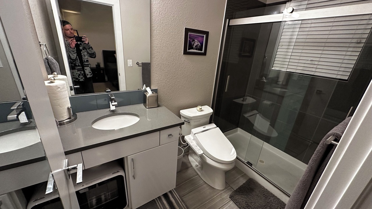 Photo of Bathroom in West Colfax