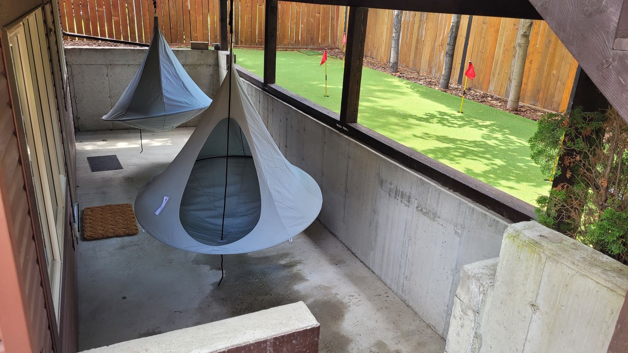Photo of Patio Balcony in East Kootenay