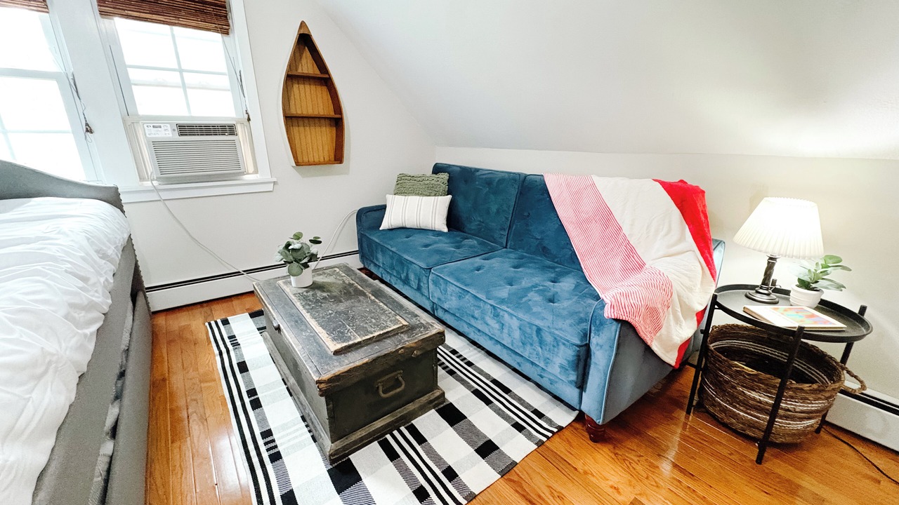 Photo of Livingroom in Meredith