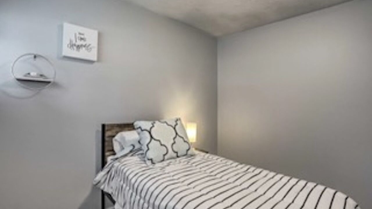 Photo of Bedroom in Parma Heights