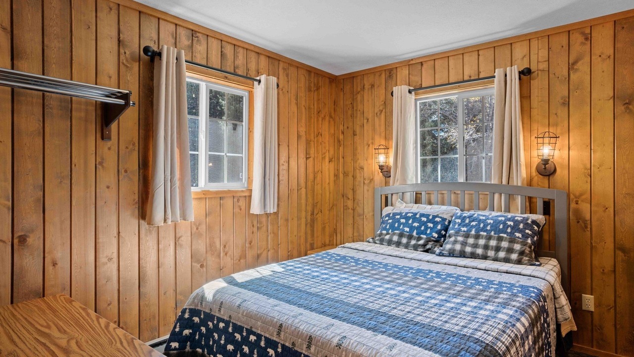 Photo of Bedroom in Almont