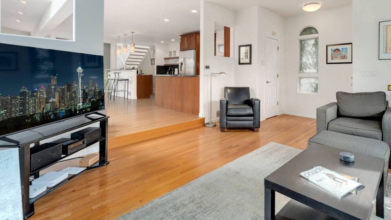 Photo of Livingroom in Alamo Placita