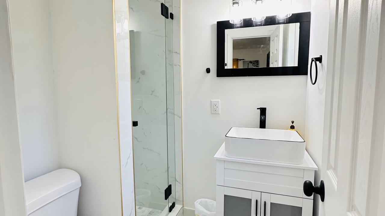 Photo of Bathroom in Miami Gardens