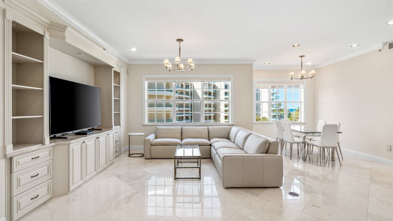 Photo of Livingroom in Jupiter