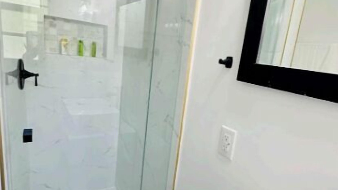 Photo of Bathroom in Miami Gardens