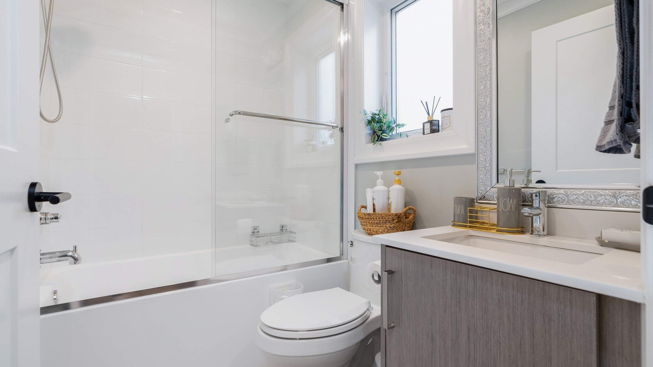 Photo of Bathroom in Marpole