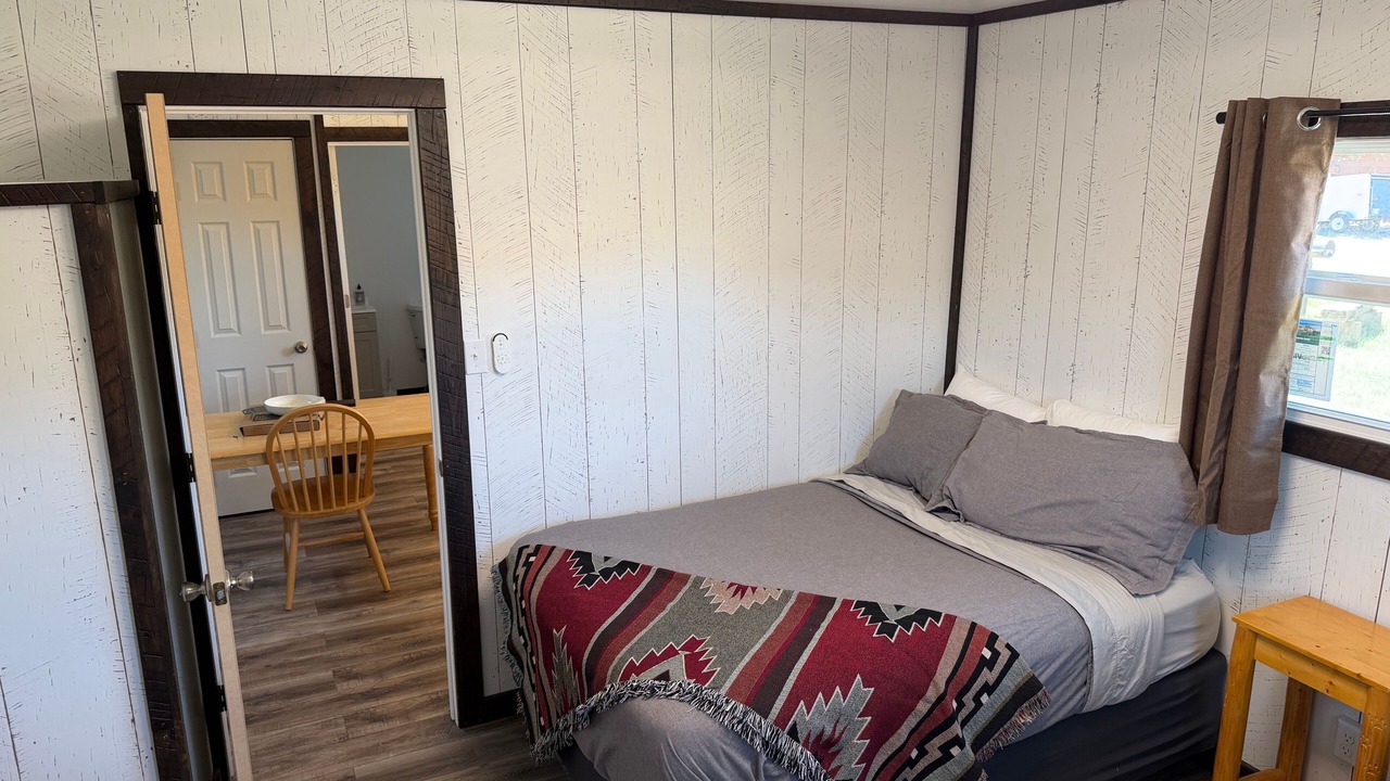 Photo of Bedroom in South Fork