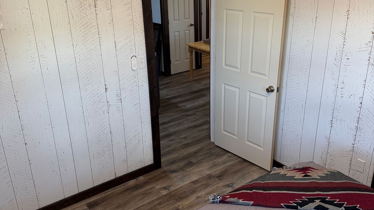 Photo of Bedroom in South Fork