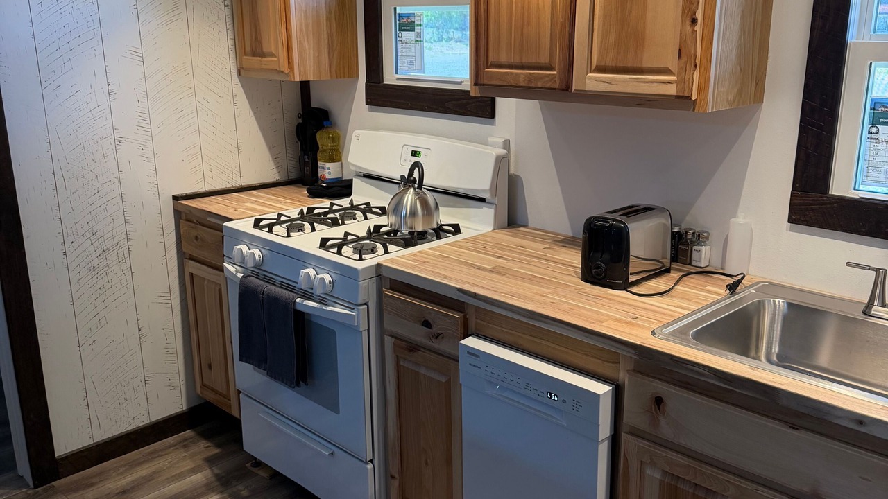 Photo of Kitchen in South Fork